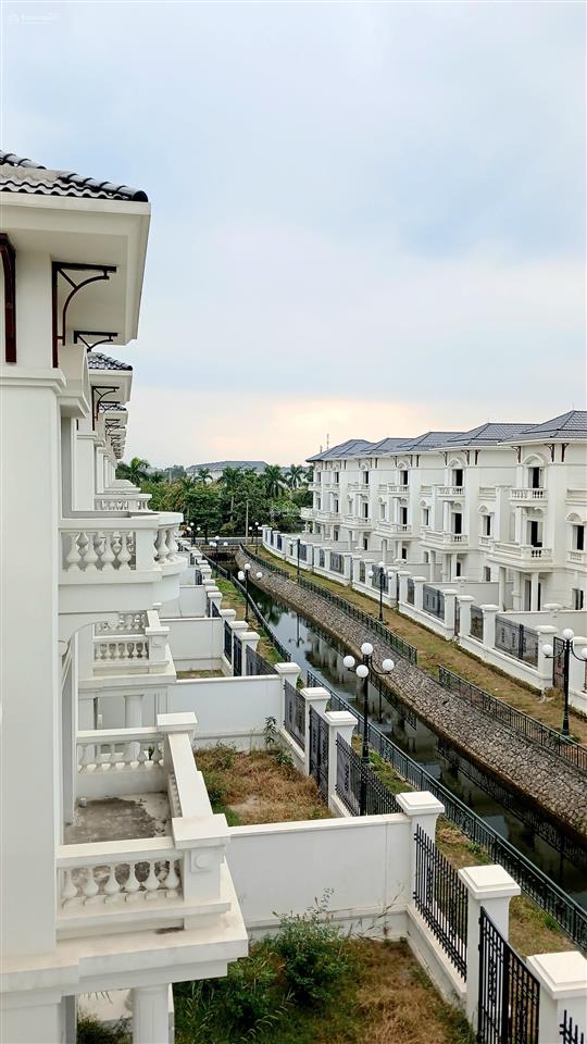 Bán căn ngoại giao tại biệt thự vườn cam, hoài đức, hà nội, 200m2, giá 30 tỷ