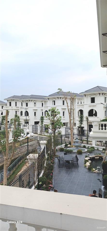 Bán căn ngoại giao tại biệt thự vườn cam, hoài đức, hà nội, 200m2, giá 30 tỷ