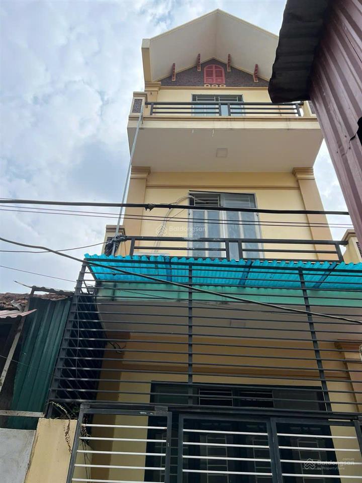 Cho thuê nhà 3 tầng 57m2 3pn vân côn, hoài đức chỉ 3,5 triệu/tháng