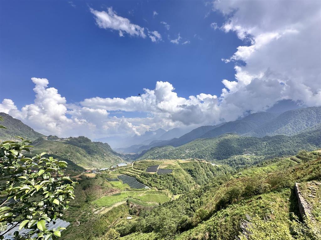 Đất rộng mặt đường ql4d điện biên phủ sapa ngay ngã 3 cáp treo fansipan view tỷ đô