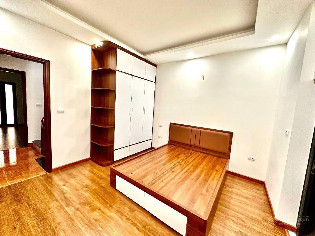 Bán nhà tây mỗ, nhỉnh 8 tỷ, 52m2 xây dựng 4 tầng, ngõ rộng nông thoáng, dân trí tốt