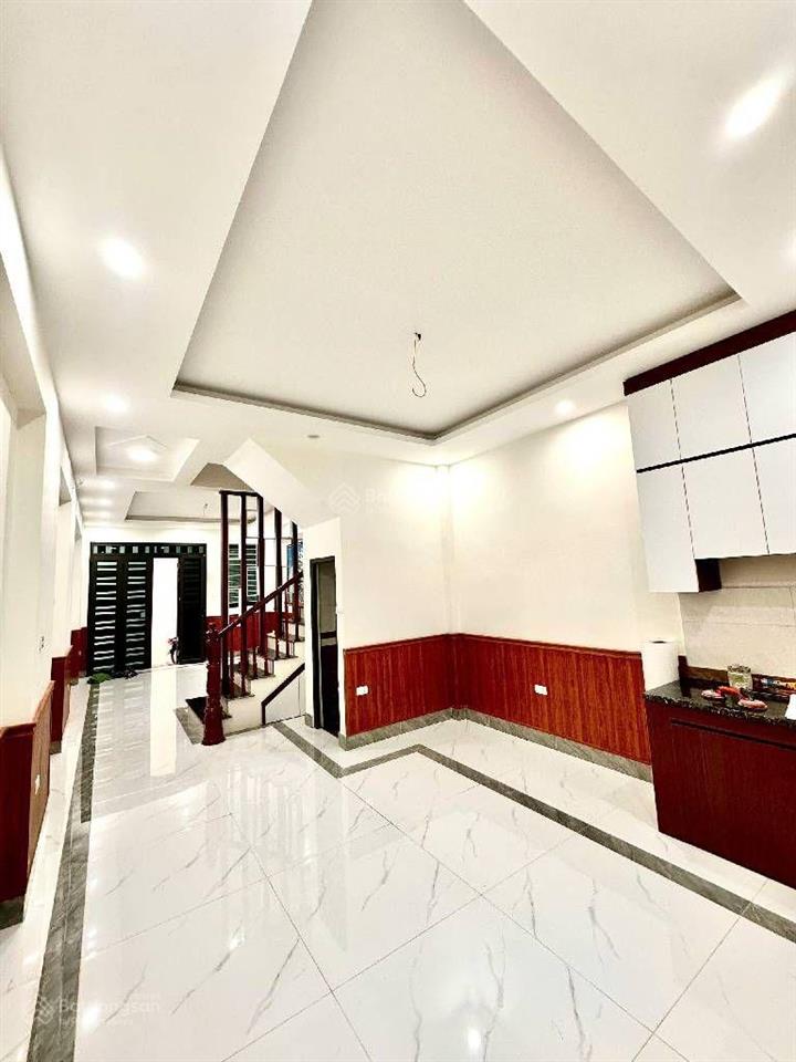 Bán nhà tây mỗ, nhỉnh 8 tỷ, 52m2 xây dựng 4 tầng, ngõ rộng nông thoáng, dân trí tốt