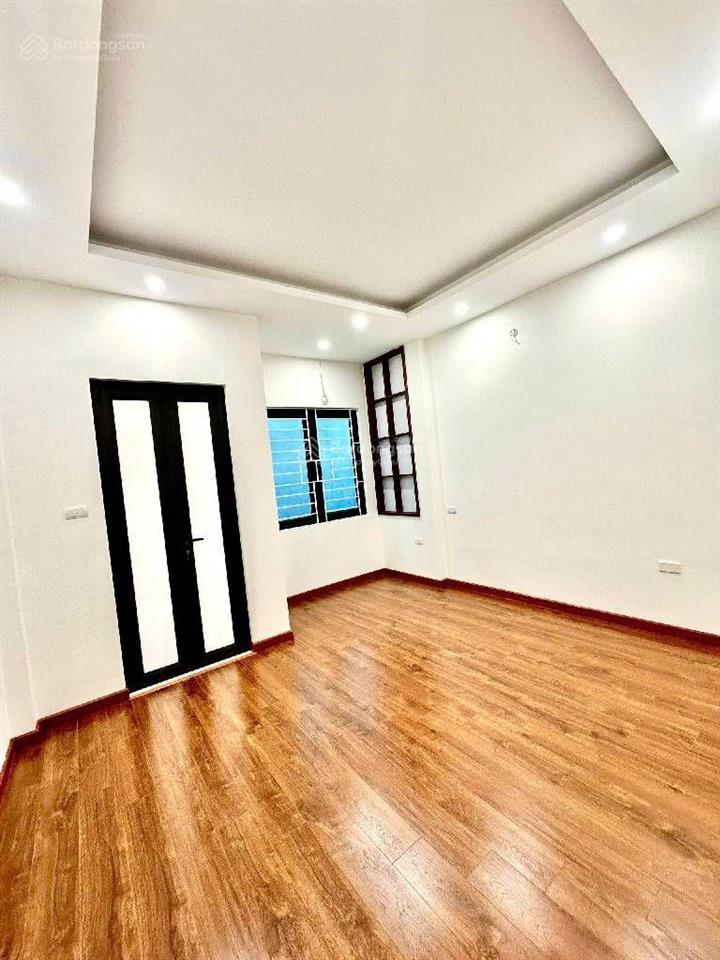 Bán nhà tây mỗ, nhỉnh 8 tỷ, 52m2 xây dựng 4 tầng, ngõ rộng nông thoáng, dân trí tốt
