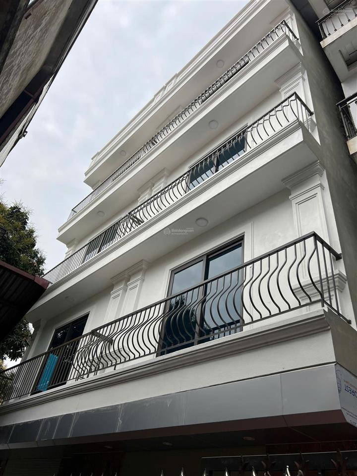 Bán nhà tây mỗ, xây mới 5 tầng, ô tô đỗ cửa, 8 tỷ còn thương lương.