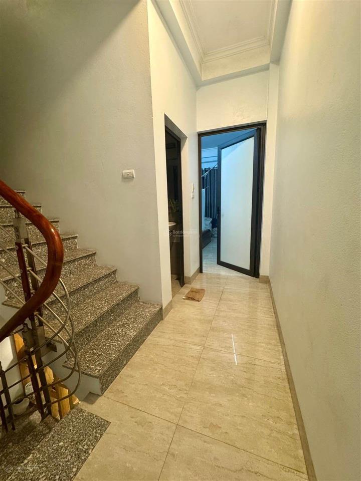 Bán nhà 4 tầng tây mỗ, 40m² nhỉnh 6 tỷ. ngõ rộng nông thoáng, giá đầu tư