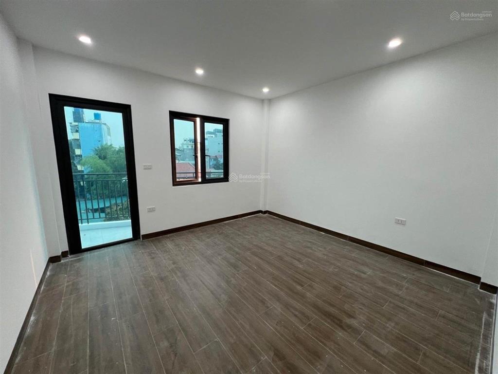 Bán nhà tây mỗ, 6 tầng thang máy, ô tô đỗ cửa. dân trí tốt