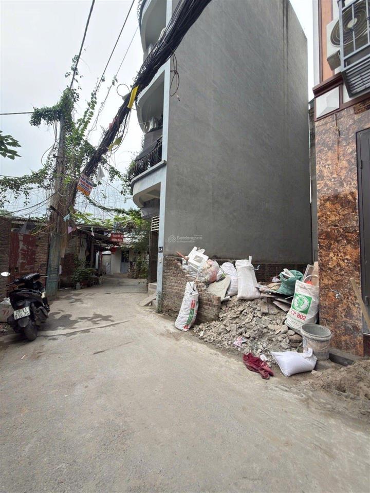 Chủ ngộp bank bán đất đại mỗ, ô tô đỗ cửa, 1 nhà ra mặt phố, giá đầu tư