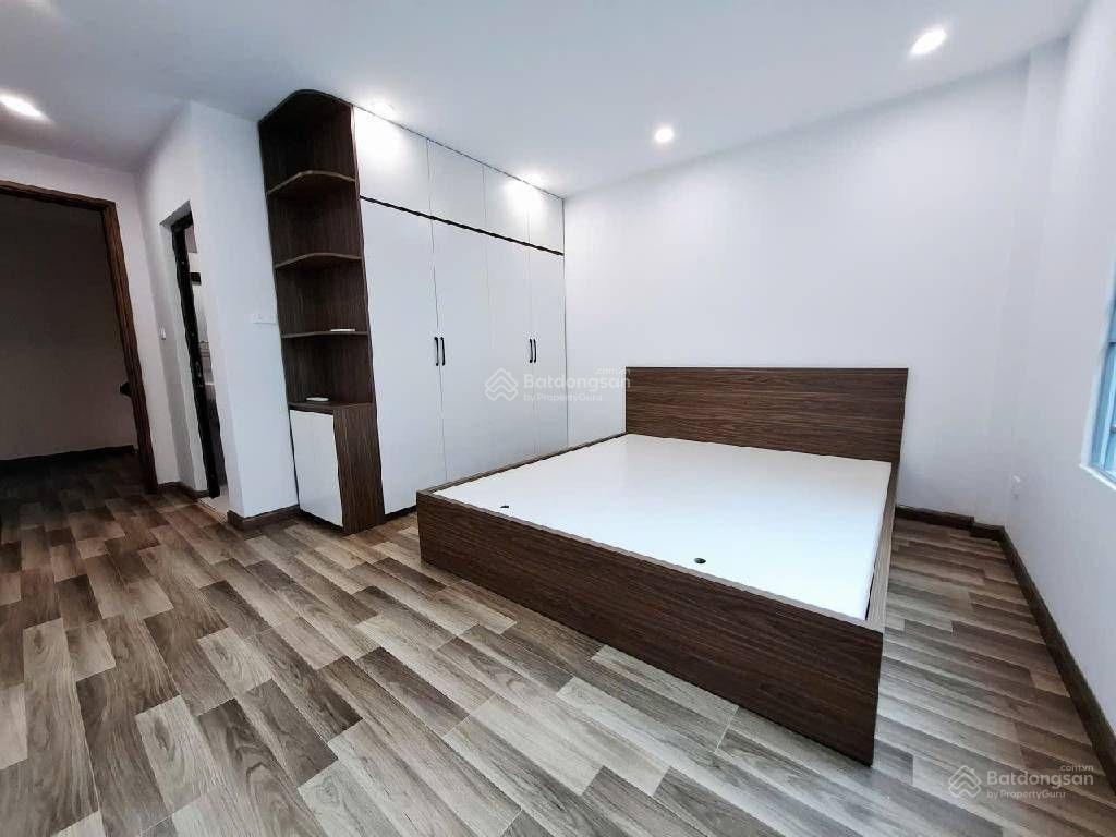 Bán nhà tây mỗ, 33m2 xây mới 5 tầng. ô tô đỗ cửa, dân trí tốt 6,35 tỷ còn thương lượng