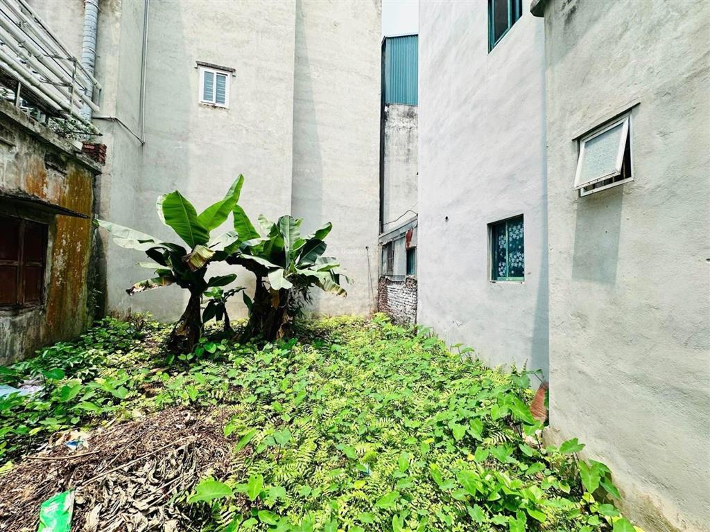 Bán đất tây mỗ, ô tô đỗ cửa, giá đầu tư nhỉnh 100tr/m. phù hợp xây căn hộ dịch vụ