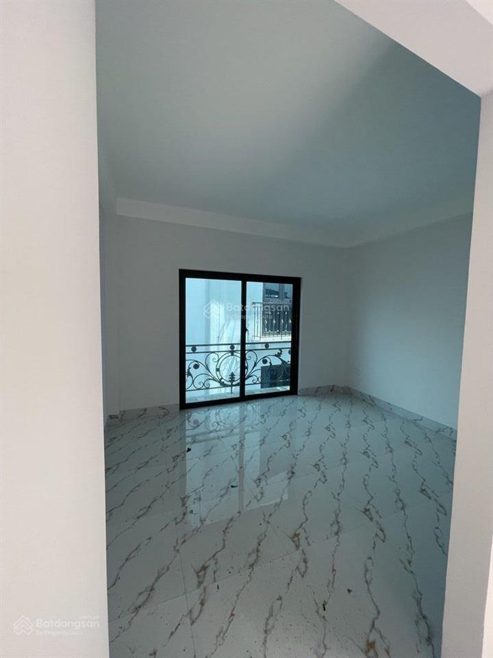 Cần bán gấp đất tây mỗ 90m2 giá 9,3 tỷ, ngõ rộng nông thoáng. phù hợp xây căn hộ dịch vụ