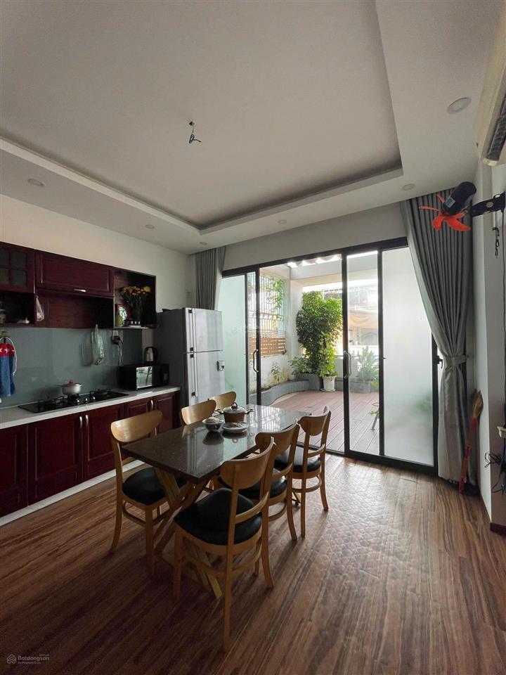 Bán nhà mặt tiền đường 320 bông sao p5, quận 8. vị trí mặt tiền kinh doanh liền kề khu biệt thự