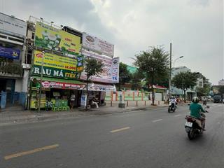 Bán nhà mặt tiền phạm thế hiển phường 4 quận 8, nhà nở hậu, sổ hồng riêng (ko quy hoạch)