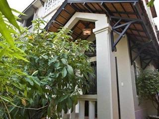 Bán biệt thự khu cao lỗ quận 8. vị trí đẹp, gần tttm parc mall và trường đại học công nghệ sg