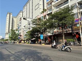 Bán nhà mặt tiền tạ quang bửu phường 4 quận 8. mặt tiền đường rộng 30m, vị trí kinh doanh sầm uất