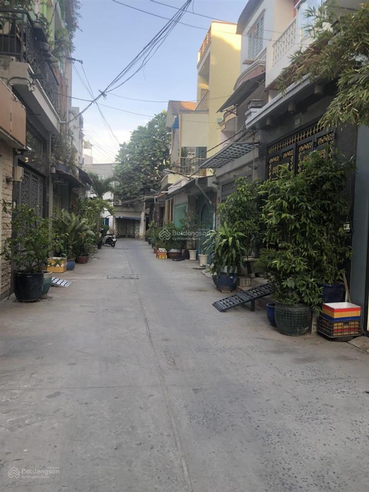 Bán nhà hẻm xe hơi đường phạm hùng phường 4 quận 8. thửa đất đẹp, khu vực an ninh.