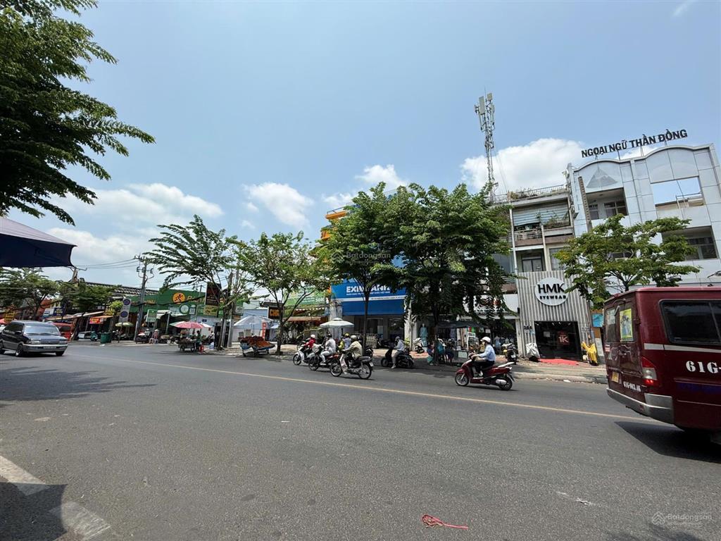 Bán nhà hẻm xe hơi đường phạm hùng phường 4 quận 8. thửa đất đẹp, khu vực an ninh.