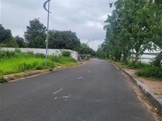 Siêu phẩm 4 lô liền kề khu biệt thự đảo nổi