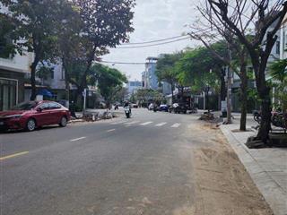 Lô góc siêu phẩm đường 10.5m hòa cường bắc