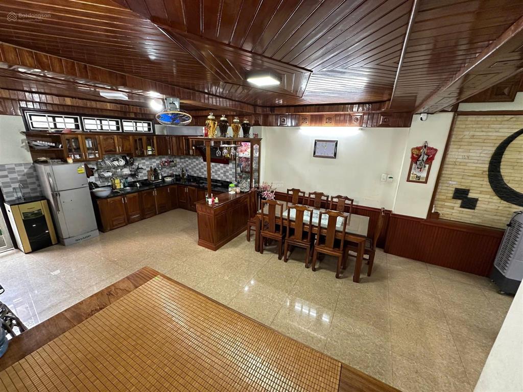 Nhà mt full gỗ đẹp phường khuê trung vị trí siêu đẹp