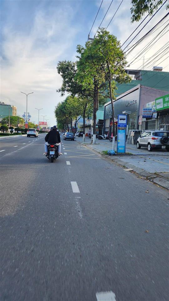 Nhà mt nguyễn hữu thọ vị trí kinh doanh giá siêu tốt bán gấp