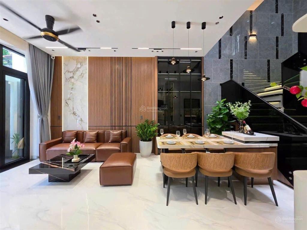 Nhà đẹp mt đường 5.5m sát trục xô viết nghệ tĩnh đà nẵng