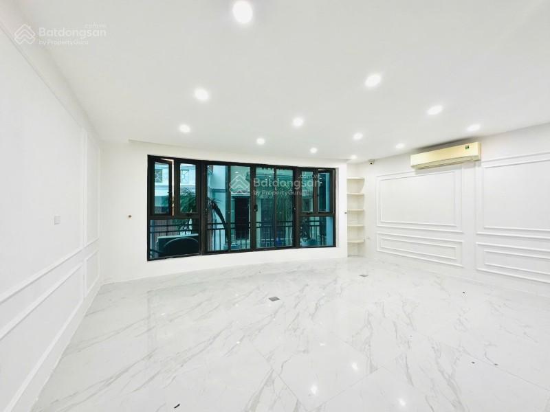 Nhà mới gần hồ phương mai, ô tô vào nhà, 7 tầng thang máy, chỉ nhỉnh 24 tỷ.