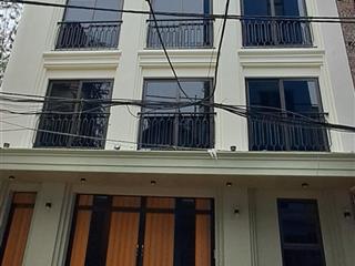 Chính chủ bán tòa căn hộ 330m2 xây 6 tầng phố trần thái tông, duy tân, cầu giấy. doanh thu 4 tỷ/năm