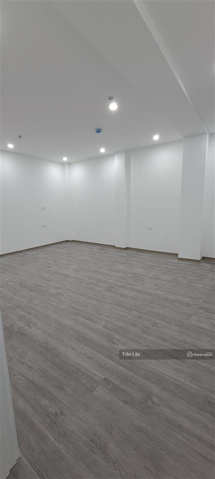 Nhỉnh 50 tỷ! chính chủ bán nhà mặt phố đê la thành, hoàng cầu, nguyễn phúc lai, ô chợ dừa, hà nội.