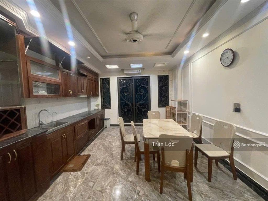 Nhỉnh 20 tỷ. chính chủ bán nhà phân lô nguyên hồng, hoàng ngọc phách, láng hạ, đống đa, hà nội.