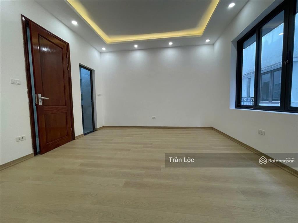 Chính chủ nhờ bán nhà mặt phố nguyễn thị định gần đỗ quang, hoàng ngân, trung hòa. giá nhỉnh 30 tỷ