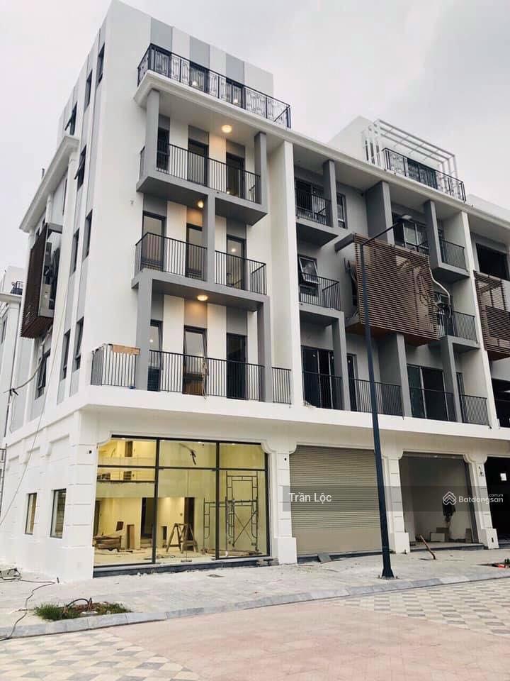 Chính chủ cần bán nhà vinhomes hàm nghi, nguyễn cơ thạch, lê đức thọ. 92m2 x 6 tầng. thang máy.