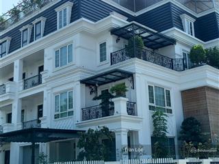 Chính chủ cần bán căn biệt thự mặt phố khúc thừa dụ, thọ tháp, thành thái, cầu giấy,