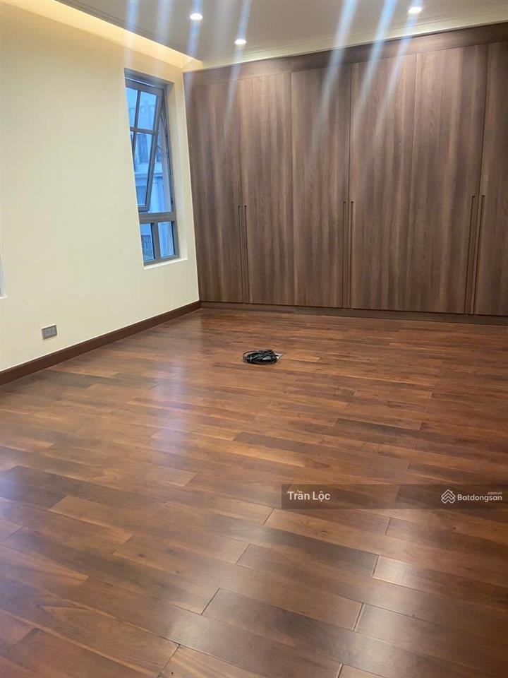 Chính chủ bán căn góc 3 mặt tiền mặt phố the manor, phạm tu, nguyễn xiển, đường 30m.  0933 988 ***