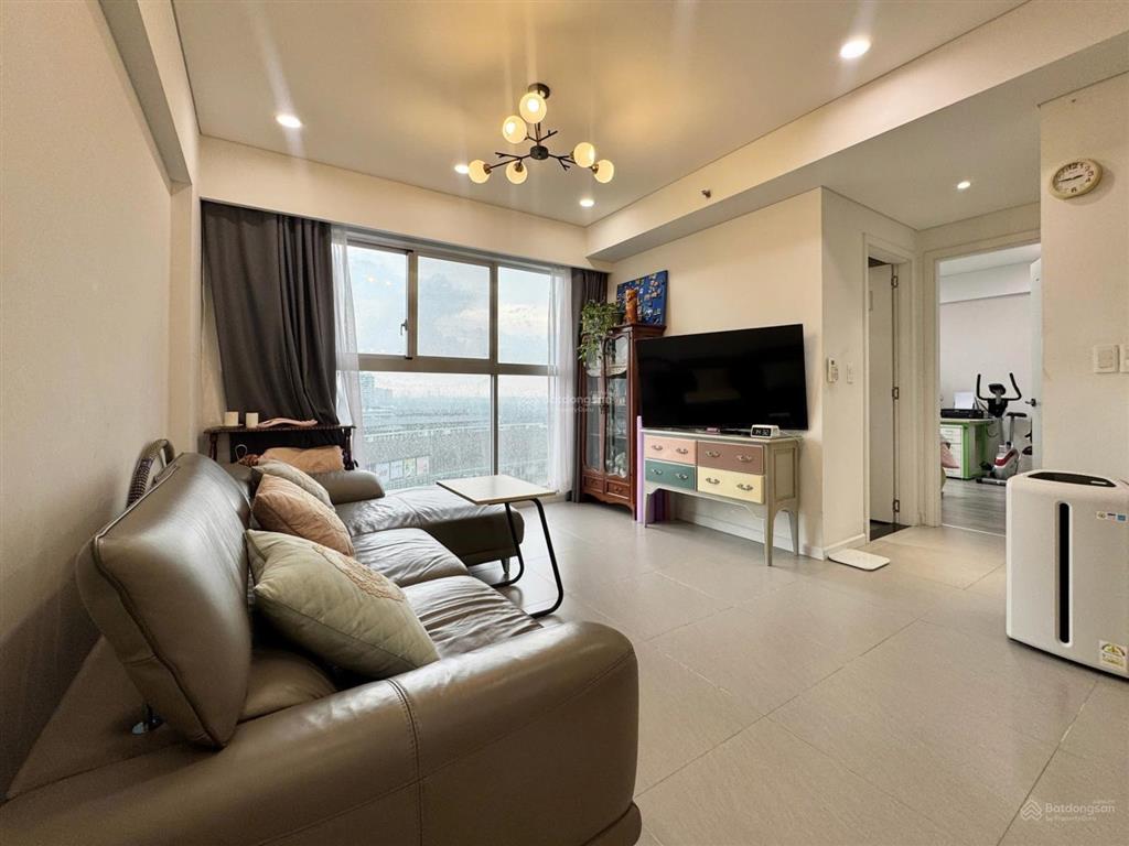 Bán căn hộ scenic valley 2pn 84m2 8 tỷ đầy đủ nội thất, ô xe hầm. lan 0906 743 ***