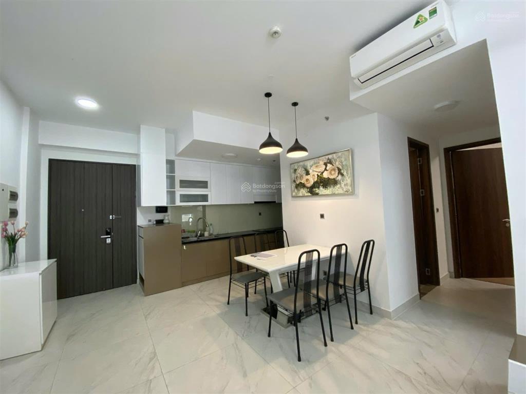 Bán căn hộ midtown 2pn 80m2 9,8 tỷ sổ hồng ô xe trệt, đầy đủ nội thất. lan 0906 743 ***