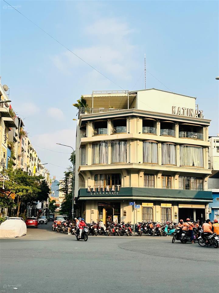 Bán tòa góc 2 mặt tiền hàm nghi quận 1 (bề ngang 7m  7 tầng)  hđt 190 triệu  giá 79 tỷ