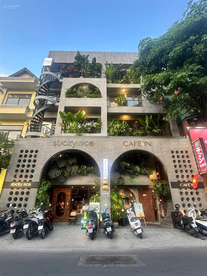 Cơ hội đầu tư  bán gấp nhà mặt tiền hoa lan phú nhuận (8x18m) 4 tầng hđt 150 triệu  giá 48 tỷ