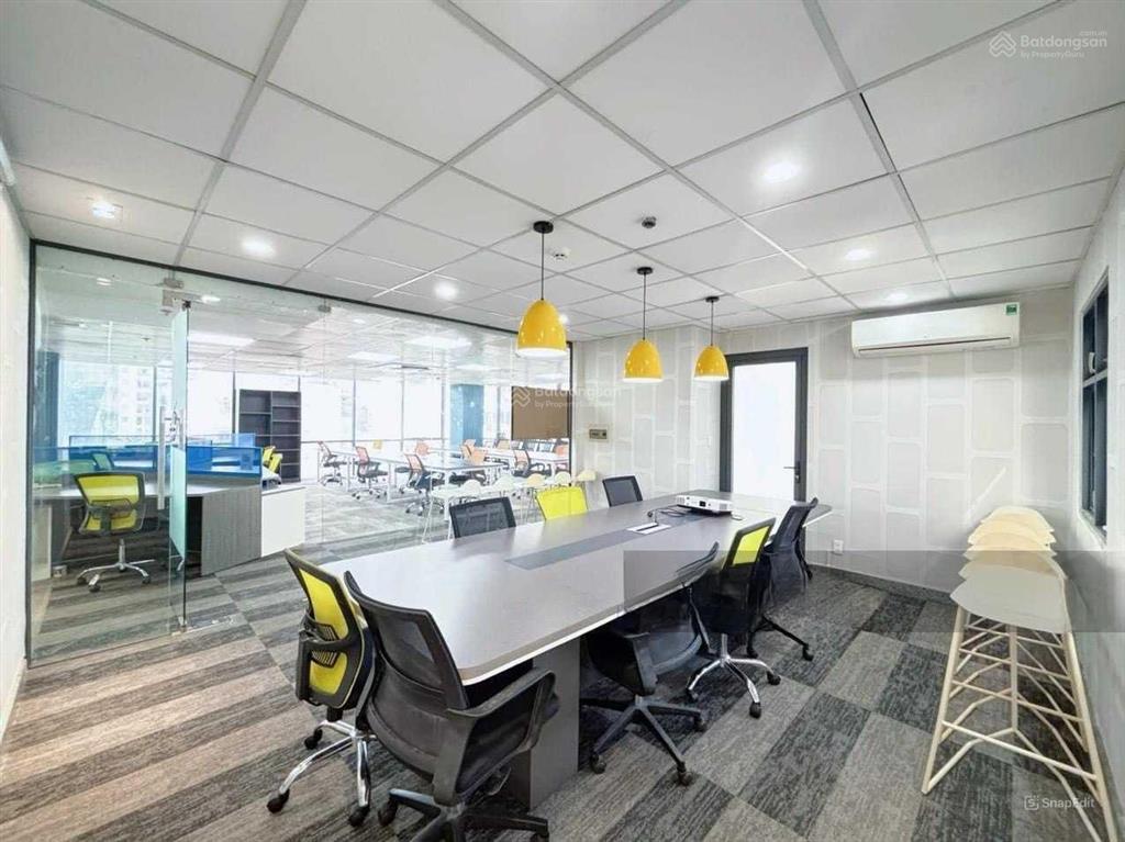 Bán tòa nhà mt nguyễn trọng tuyển tân bình ( 10x25m hầm 8 tầng) hđt 250 triệu/tháng giá 75 tỷ