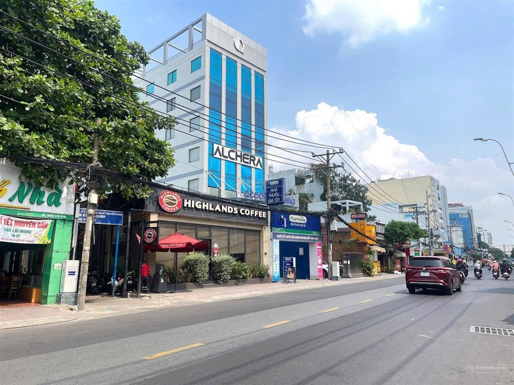 Bán gấp toà nhà lê quang định bình thạnh ( 8x22m  hầm 6 tầng ) hđt 200 triệu  giá 45,5 tỷ