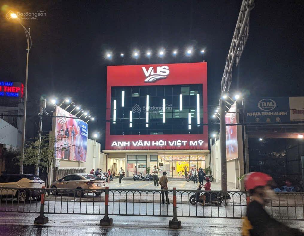 Bán tòa nhà mặt tiền trường sa phú nhuận (8 x 18m  hầm 5 tầng)  hđt 220 triệu  giá 48 tỷ