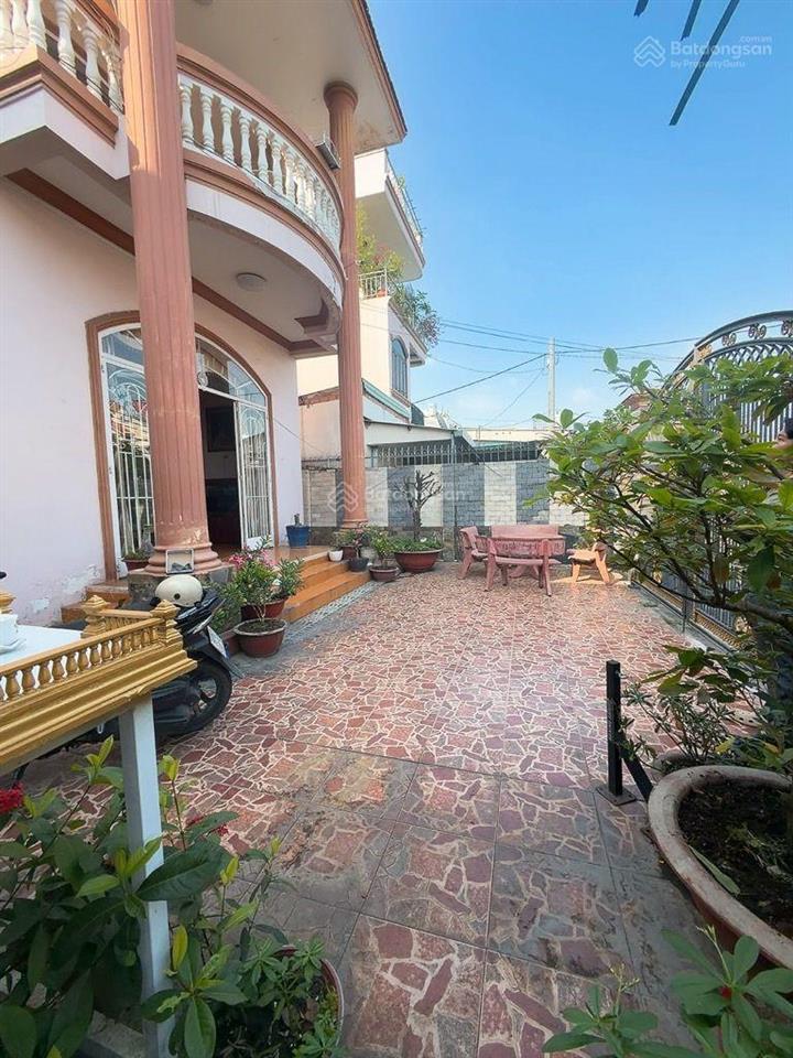 Ngay đường man thiện  tăng nhơn phú a(cũ)  hxh  2tầng  10x20  chỉ 75tr/m