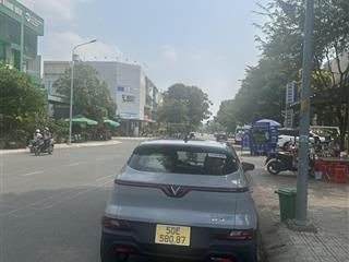 Bán biệt thự  3tầng  8x25  kdc khang điền  gia hoà  phước long b(cũ)