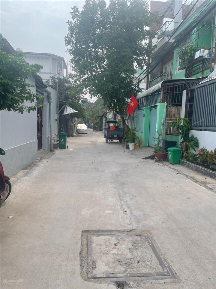 Khu phân lô  đường 261  tăng nhơn phú b (cũ)  10x27  dãy trọ