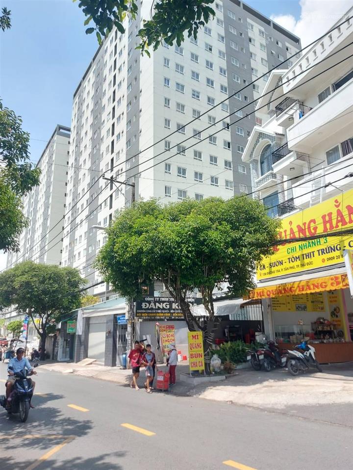 Mặt đường kinh doanh  ô tô tránh  tân phú (cũ)  tp thủ đức