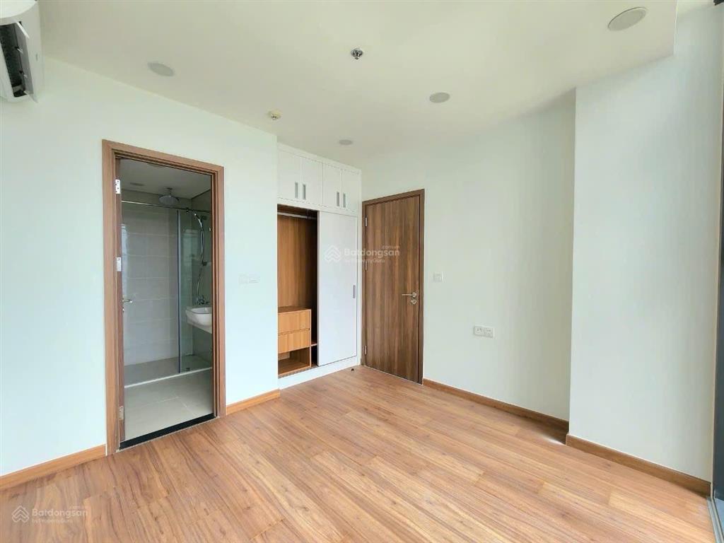 Em cần bán căn hộ 2pn  2wc eco green, tầng cao view sông cực đẹp giá 5.9 tỷ rẻ nhất thị trường