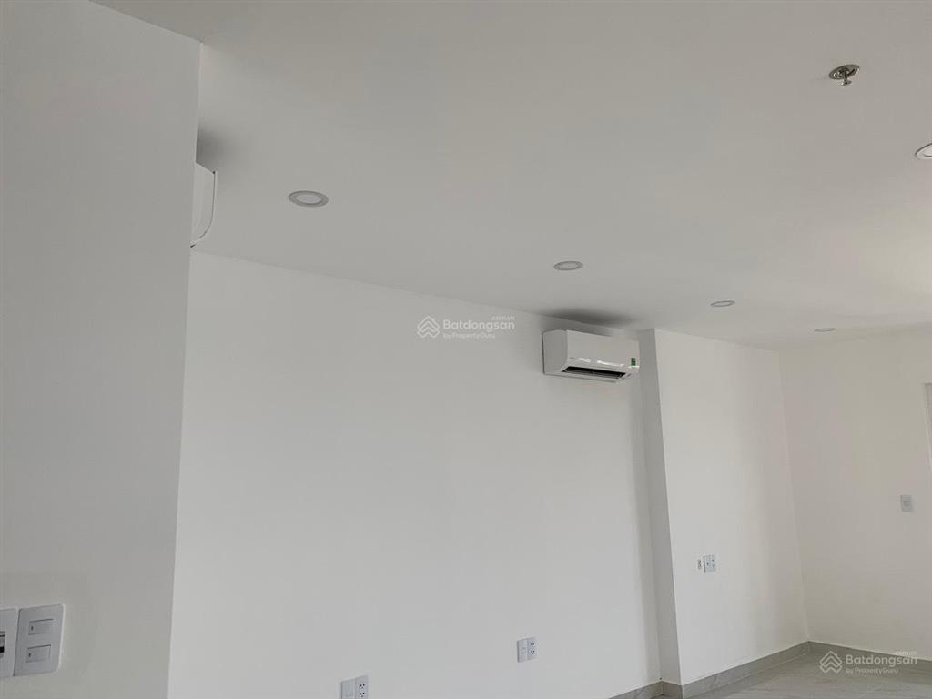 Em cho thuê căn hộ 52m2 richmond city giá 11 triệu ntcb tầng cao view cực đẹp
