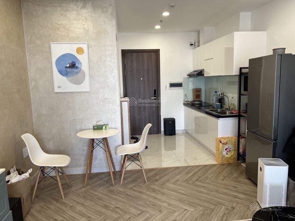 Bán gấp căn hộ đẹp tại nguyễn xí, 2,65 tỷ, 38m2, view sông cực đẹp  em phi xem nhà ạ