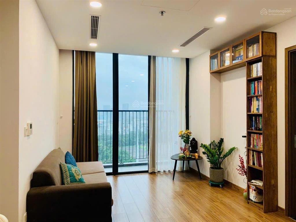Em cần cho thuê ch ecogreen 2pn2wc ntcb giá 13.5 triệu, full nt giá 14.5 triệu  0906 820 *** e phi
