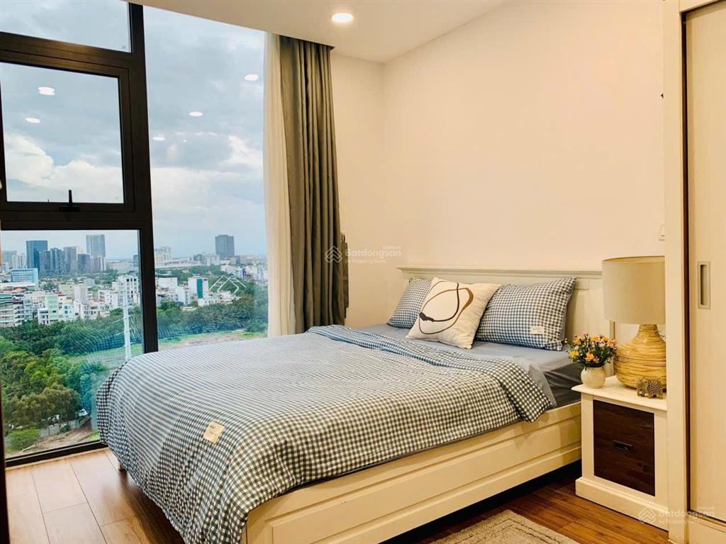 Em cần cho thuê ch ecogreen 2pn2wc ntcb giá 13.5 triệu, full nt giá 14.5 triệu  0906 820 *** e phi