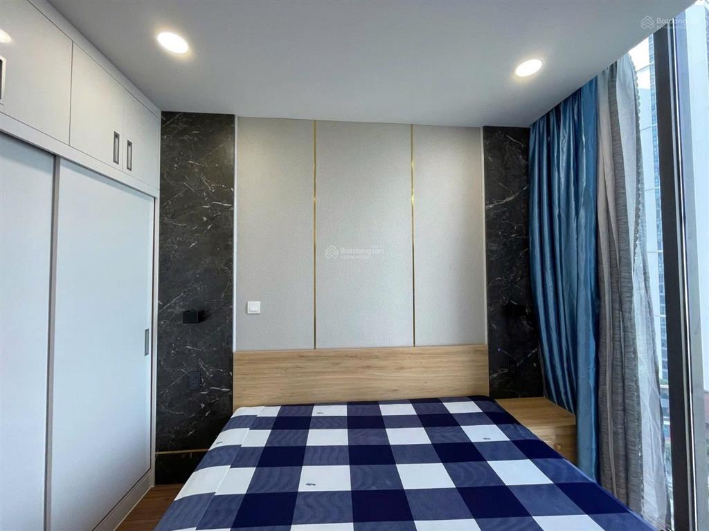 Em cần cho thuê ch ecogreen 2pn2wc ntcb giá 13.5 triệu, full nt giá 14.5 triệu  0906 820 *** e phi